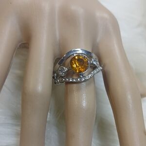 Paparazzi Silver Ring with Amber Gem Strech